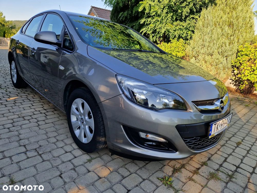 Opel Astra 1.6 Active EU6 - 14