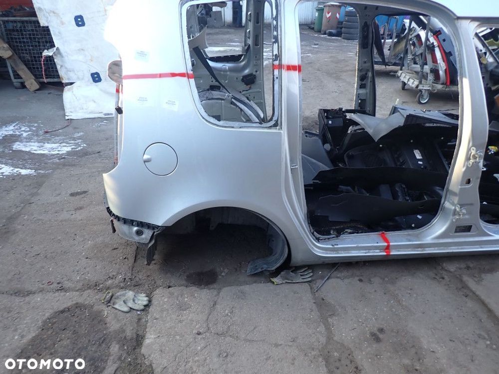 SKODA ROOMSTER PRAKTIK 06-14 BŁOTNIK TYŁ PRAWY ĆWIARTKA LA7W - 1