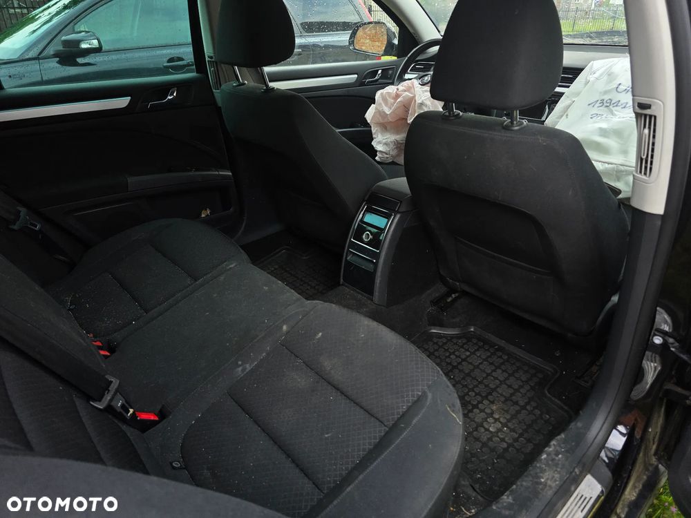 Skoda Superb 2.0 TDI Ambition - 8