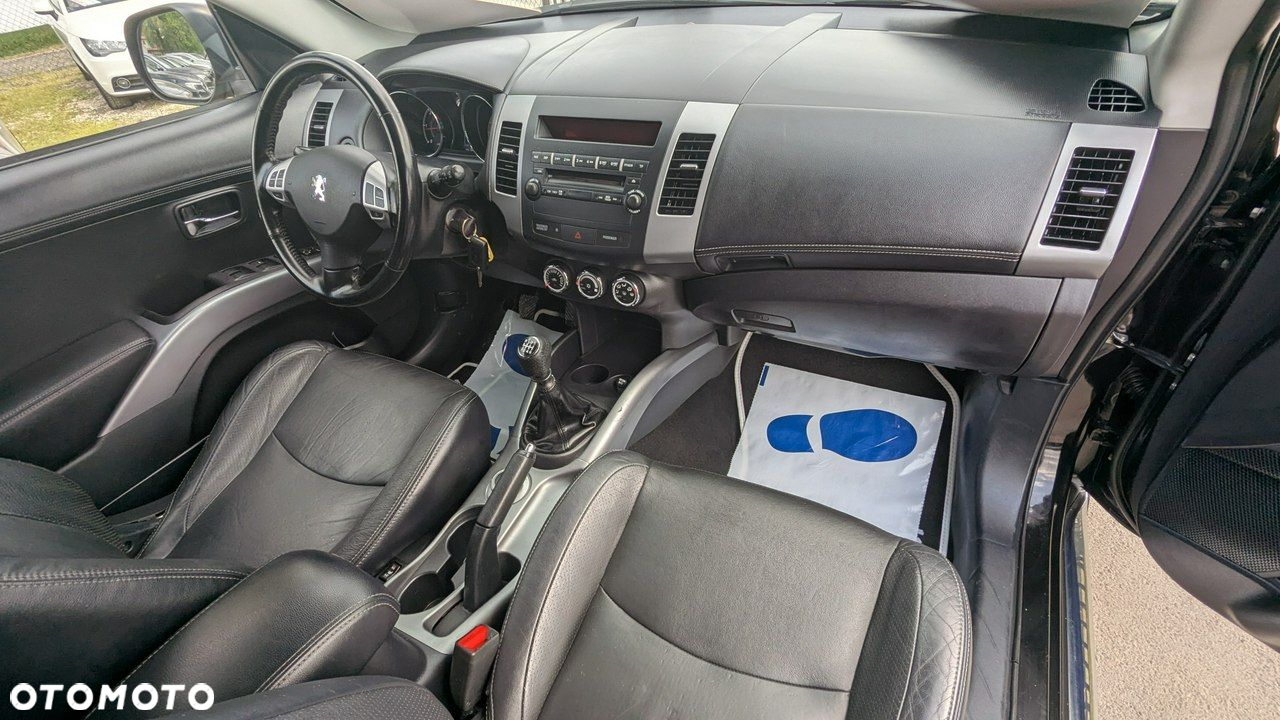 Peugeot 4007 - 17