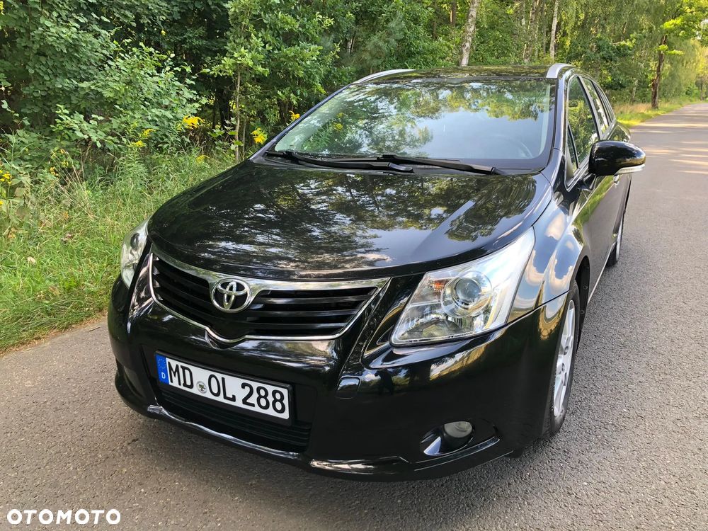 Toyota Avensis 2.0 D-4D PowerBoost Style - 1