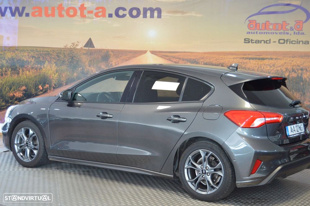 Ford Focus 1.5 TDCi ECOBlue ST-Line - 2