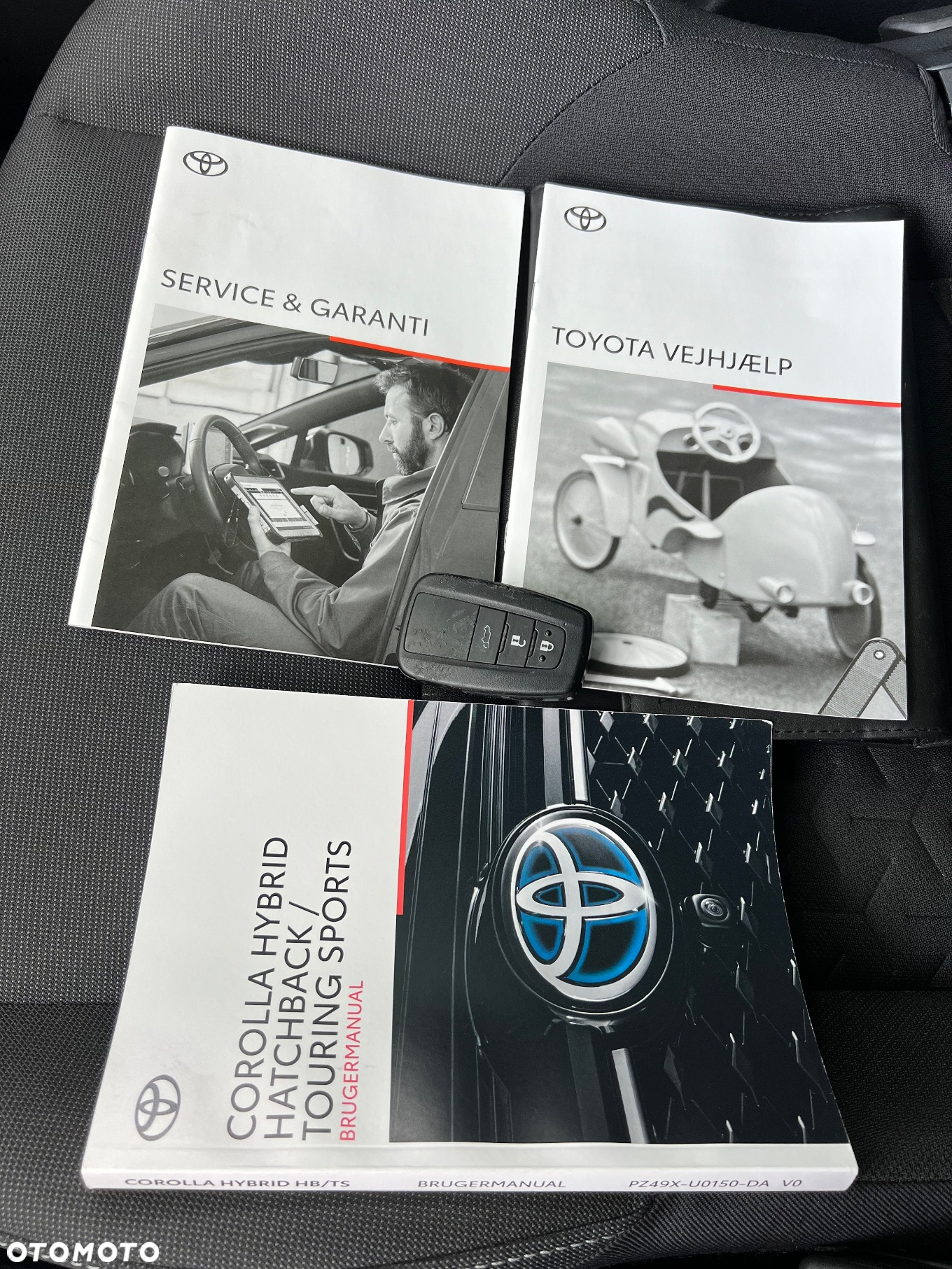 Toyota Corolla 1.8 Hybrid Business Edition - 22