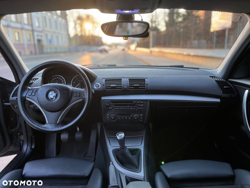 BMW Seria 1 - 11