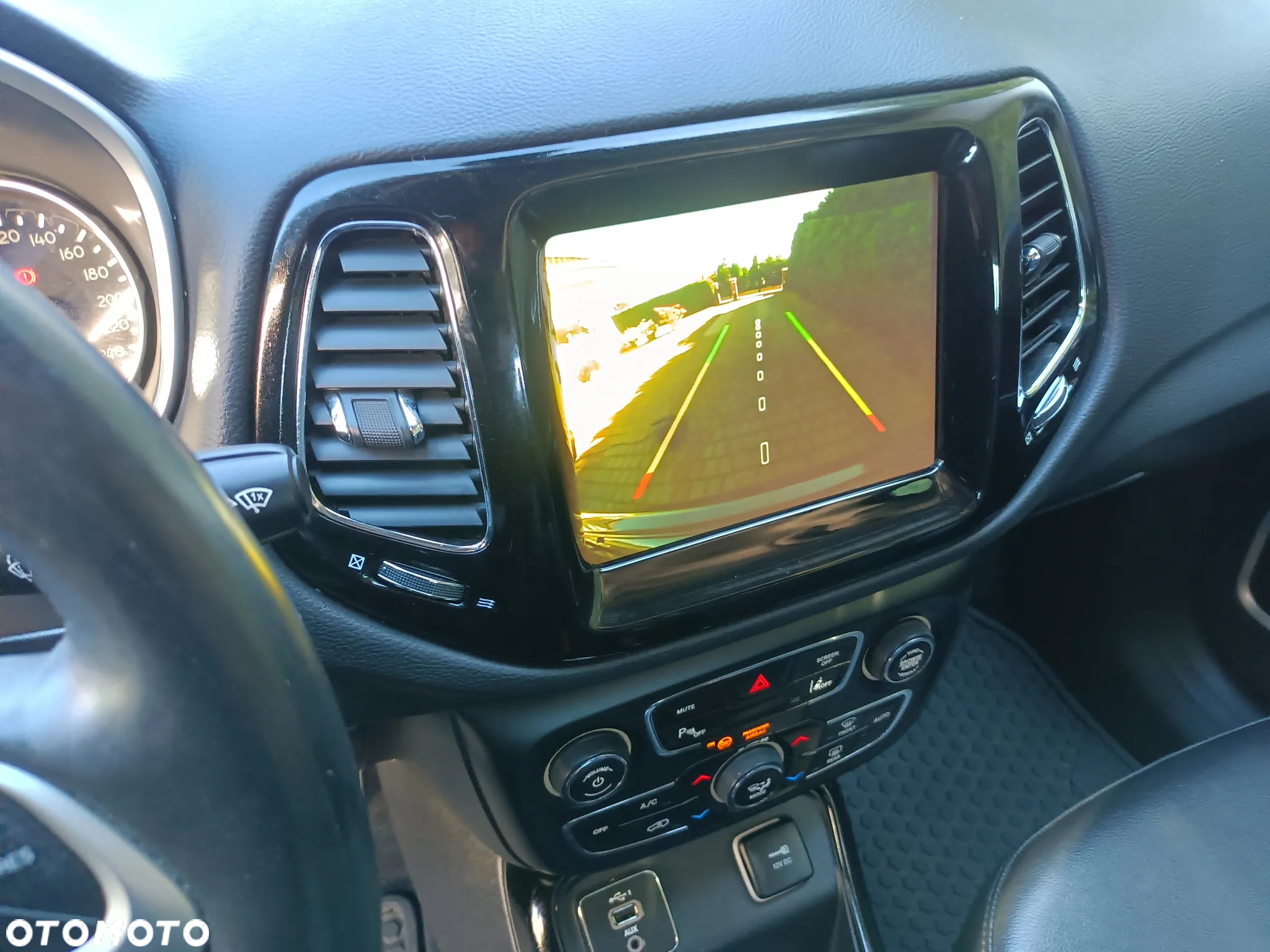Jeep Compass 1.6 MJD Longitude FWD S&S - 16