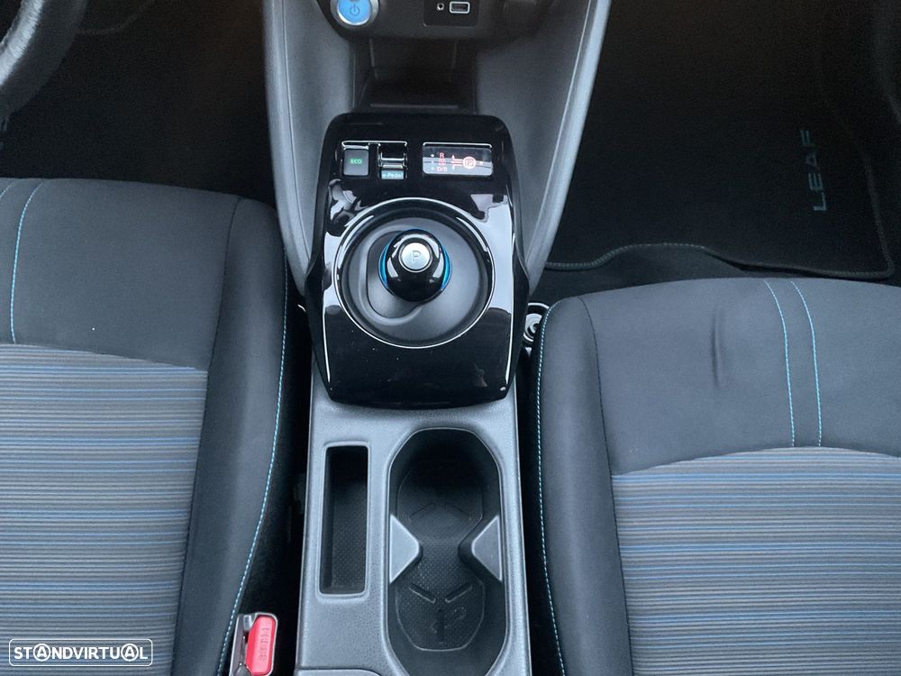 Nissan Leaf Acenta - 28