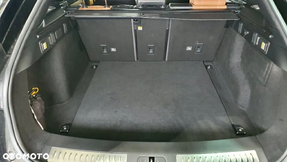 Land Rover Range Rover Velar - 16
