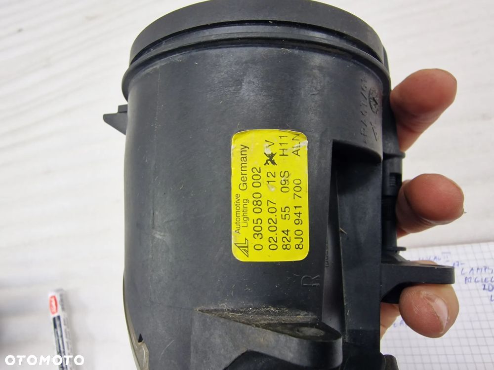 AUDI TT 8J0 06- PRAWY HALOGEN , NR 8J0941700 , NR AUKCJI H83 - 6