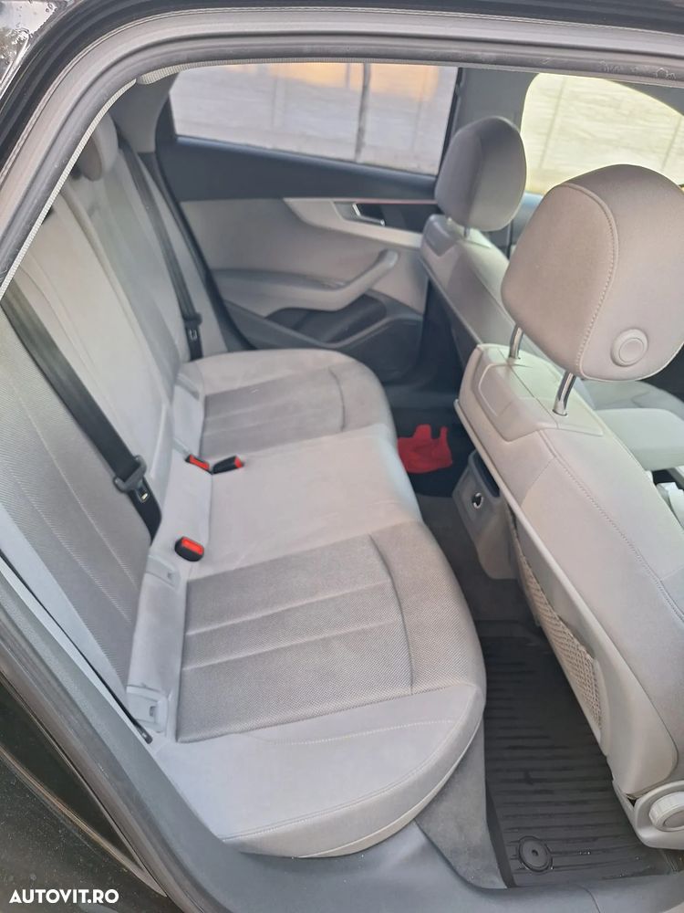 Audi A4 35 TFSI MHEV Advanced - 14