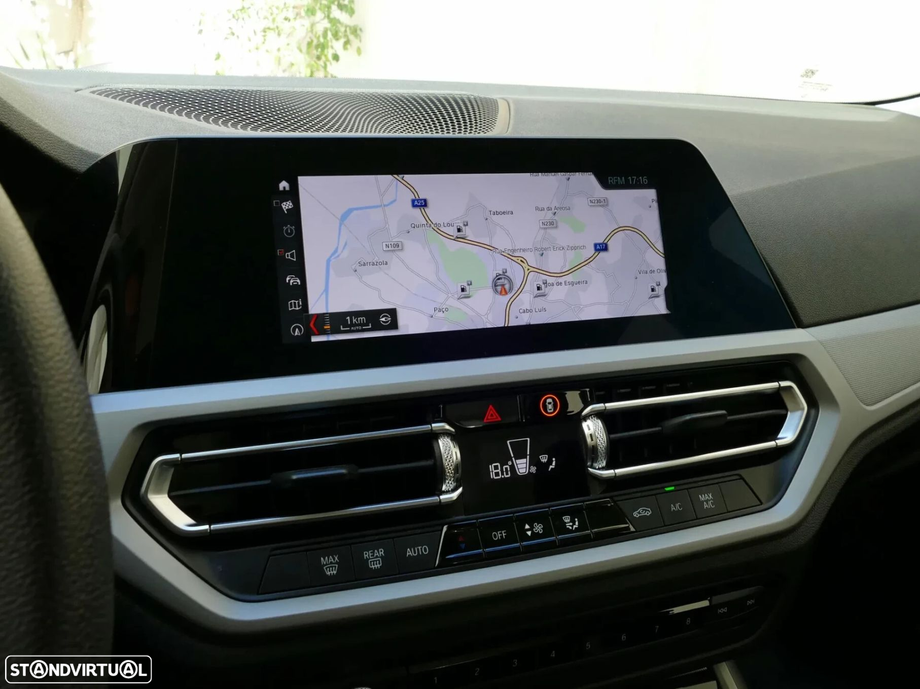 BMW 318 d Touring Auto - 12
