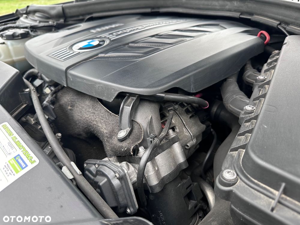 BMW Seria 3 320d Efficient Dynamic Edition Luxury Line - 29