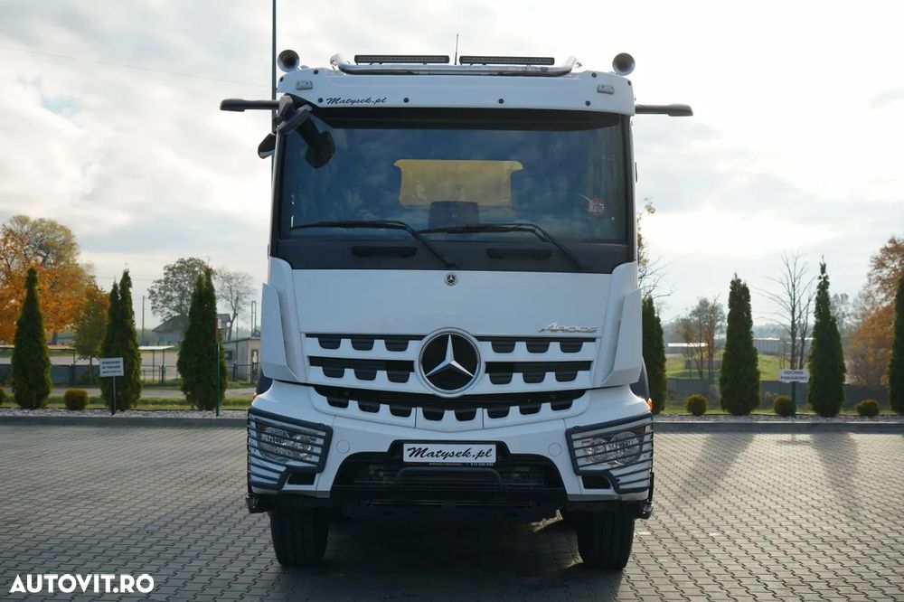 Mercedes-Benz AROCS 3243 / 8x4 / BASCULĂ DUBLU 6,2 M / HAYON HIDRODOXY / CLAPETĂ HIDRODOXY / AUTOMATĂ / ANVELOPE 100% / EURO 6 / 2021 - 17