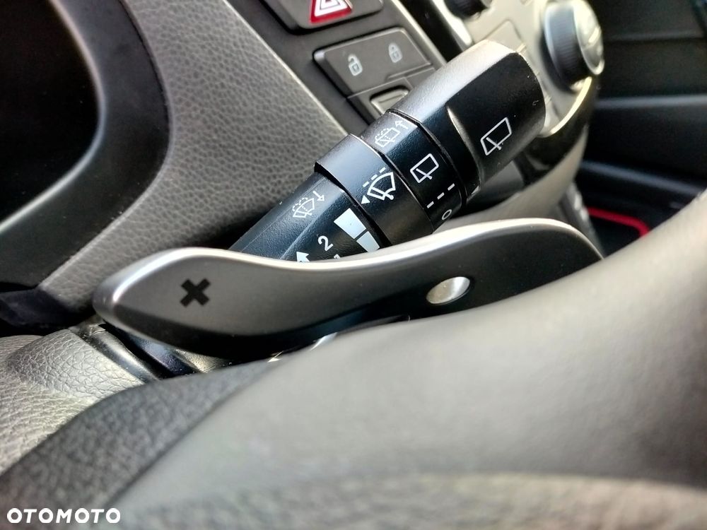 Hyundai i40 1.6 CRDi Premium DCT - 38