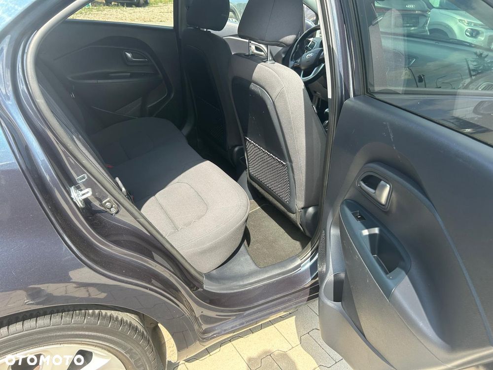 Kia Rio 1.2 M - 20