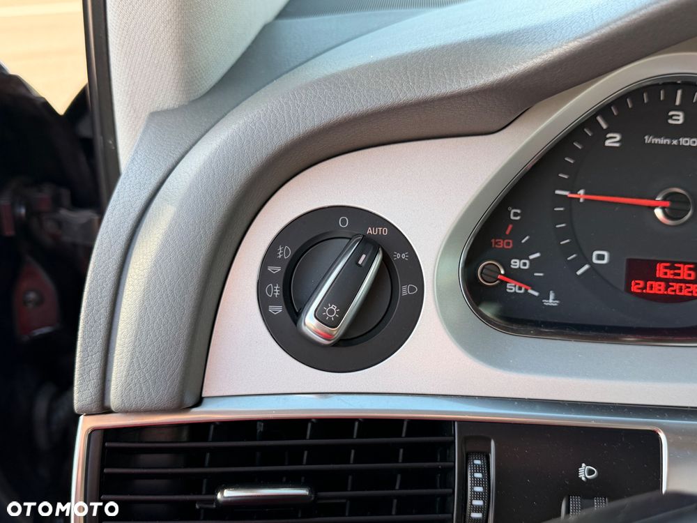 Audi A6 Avant 2.0 TDI DPF multitronic - 19