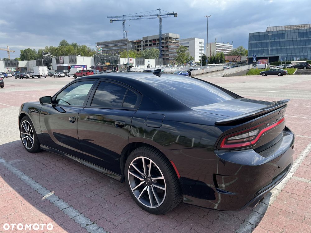 Dodge Charger 5.7 R/T - 2