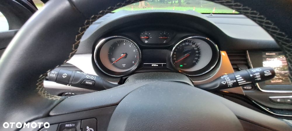 Opel Astra 1.2 T GS Line S&S - 9