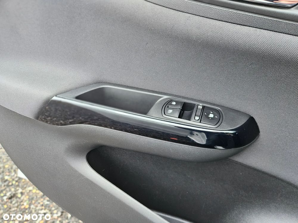 Opel Corsa 1.0 T Color Edition EcoFLEX S&S - 28