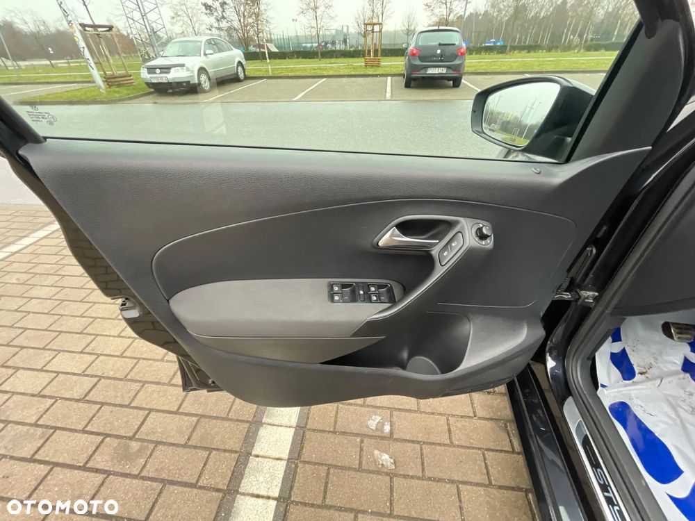 Volkswagen Polo 1.4 Style - 15