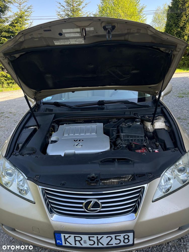 Lexus ES - 6