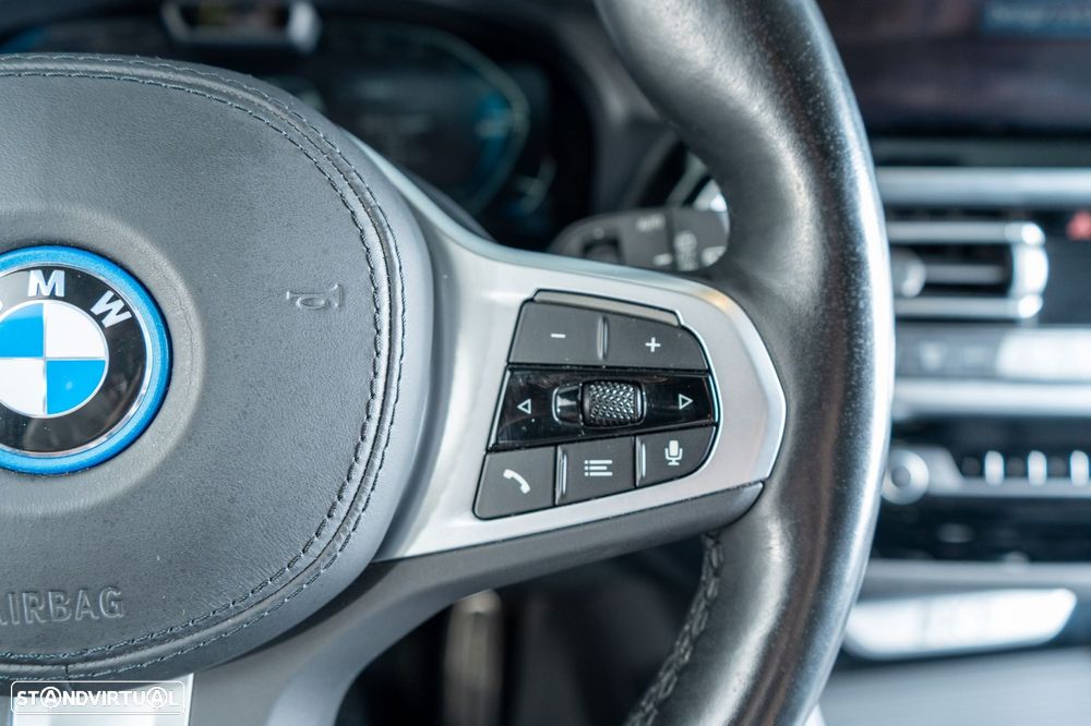 BMW iX3 M Sport Inspiring - 24