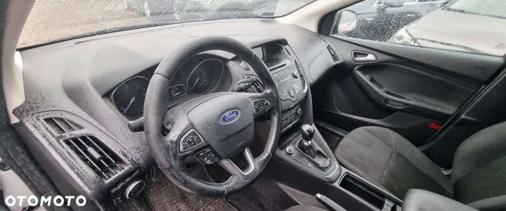 Ford Focus - 10