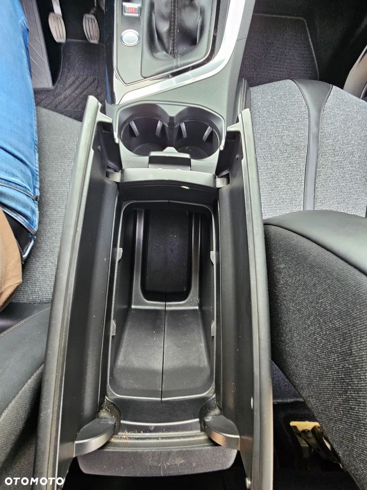 Peugeot 3008 - 26