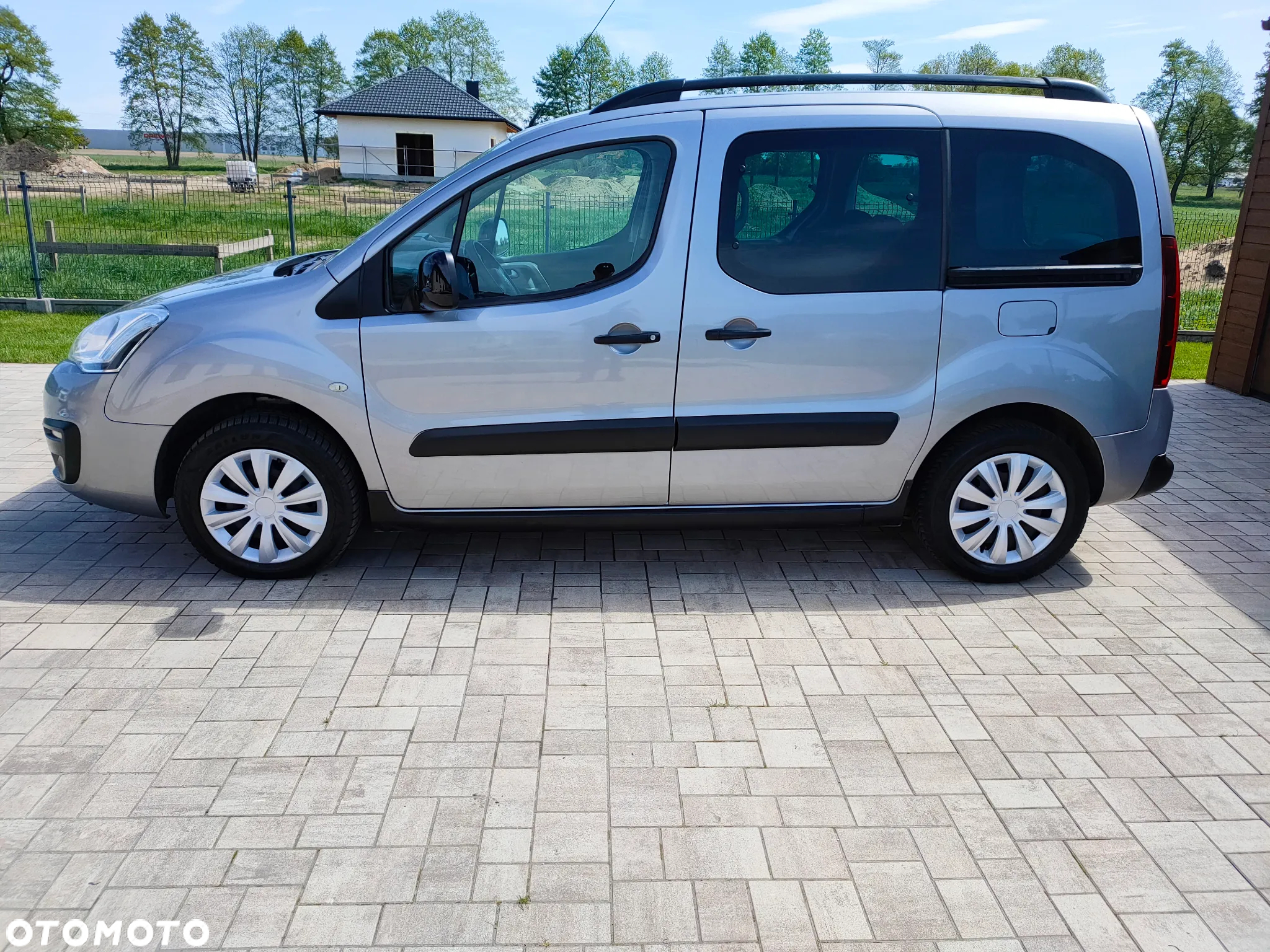 Citroën Berlingo Multispace BlueHDi 100 FEEL - 6