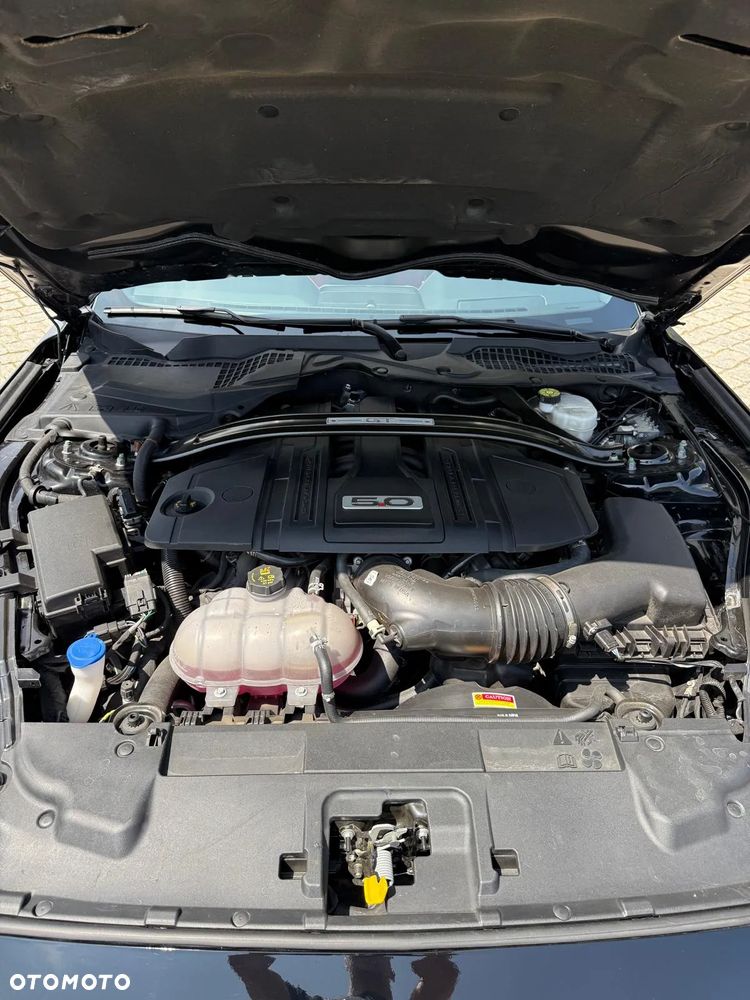 Ford Mustang 5.0 V8 GT - 28