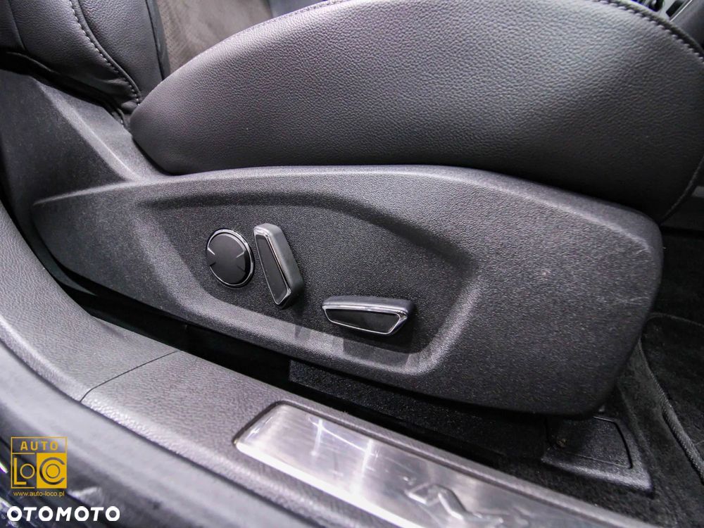 Ford Mondeo 2.0 TDCi ST-Line 4WD PowerShift - 28