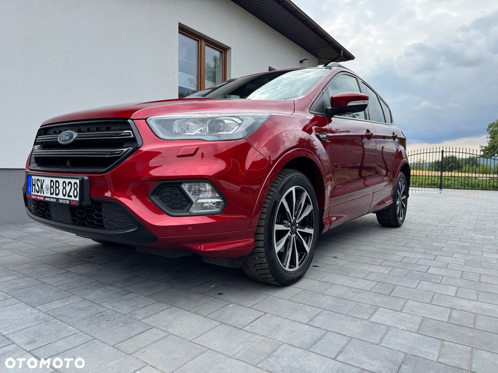 Ford Kuga 1.5 EcoBoost 2x4 ST-Line - 16