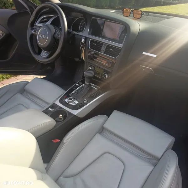 Audi A5 Cabrio 2.0 TDI Multitronic - 14