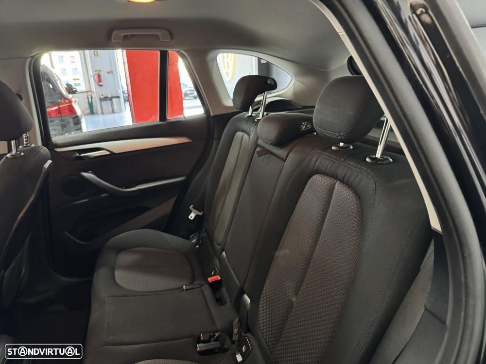 BMW X1 16 d sDrive Advantage - 46