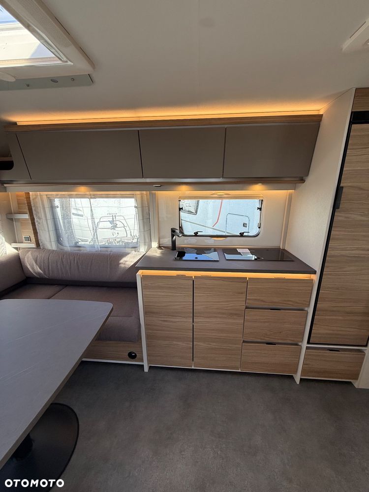 Dethleffs Nomad 730 FKR - 8