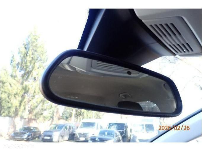 Peugeot 3008 1.6 BlueHDi Allure S&S EAT6 - 37