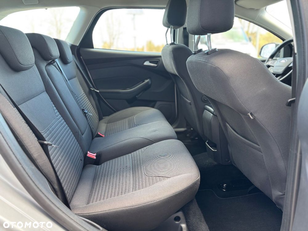 Ford Focus 2.0 TDCi DPF Start-Stopp-System Titanium - 25