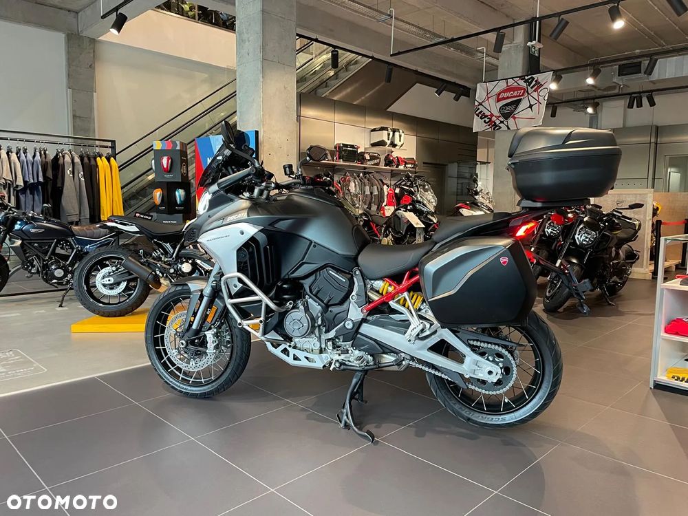 Ducati Multistrada - 4