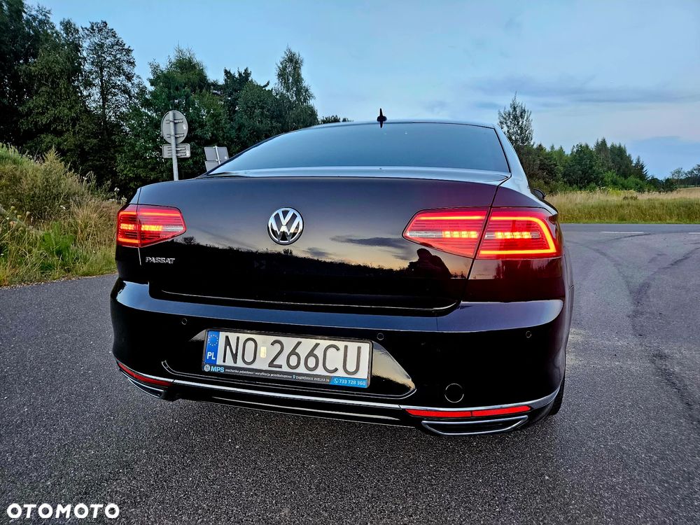 Volkswagen Passat - 10
