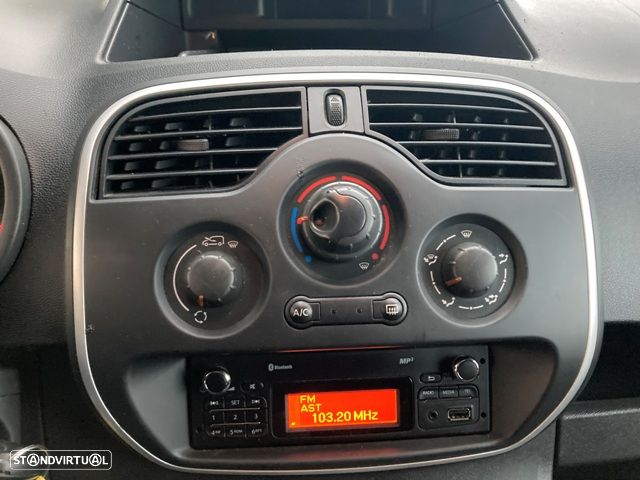 Renault Kangoo 1.5 dci IVA DEDUTIVEL - 17