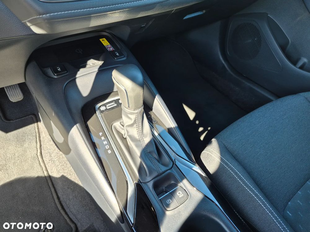 Toyota Corolla 1.8 Hybrid Comfort - 15
