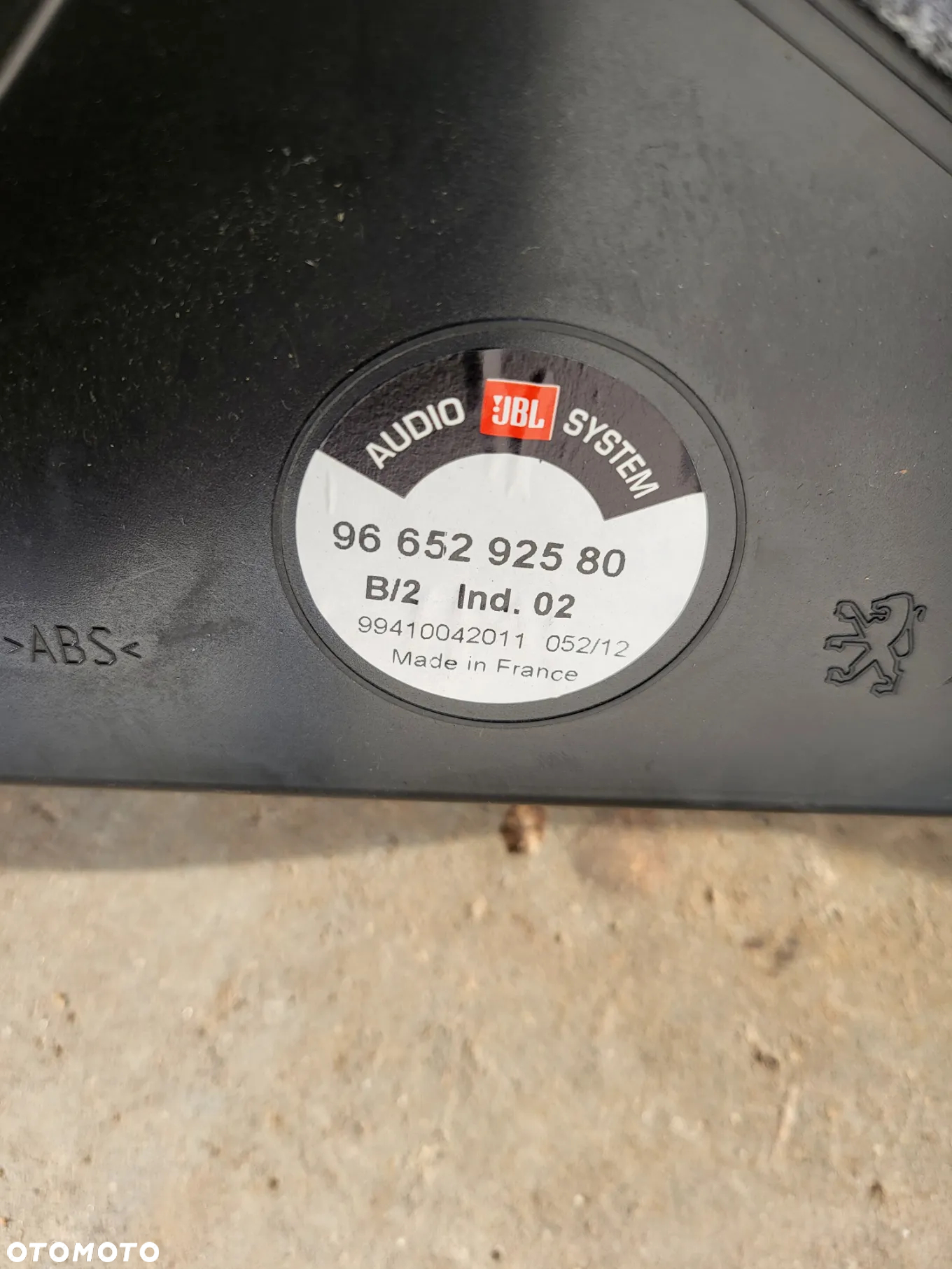 Głośnik subwoofer JBL Peugeot 3008 I - 7