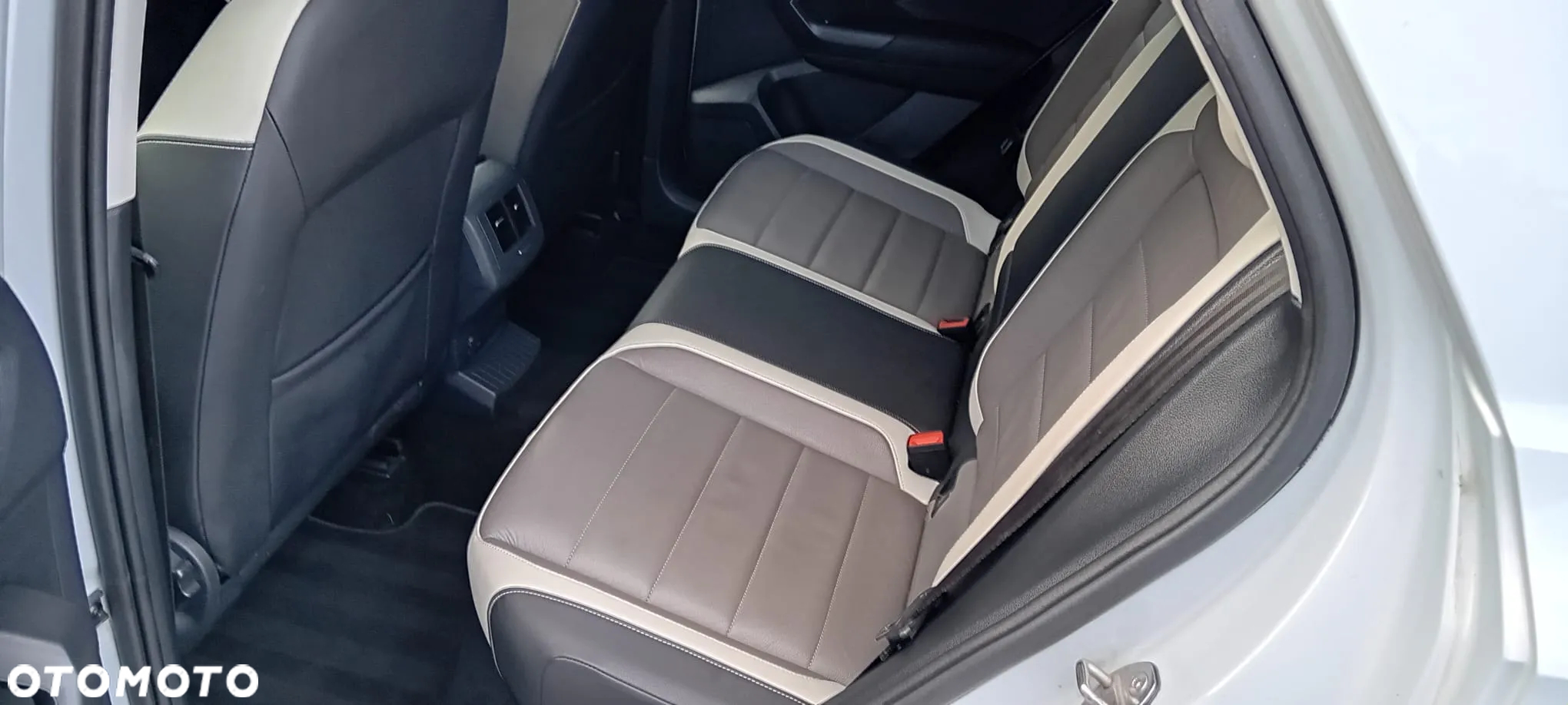 Volkswagen T-Roc 1.5 TSI GPF ACT Premium DSG - 11