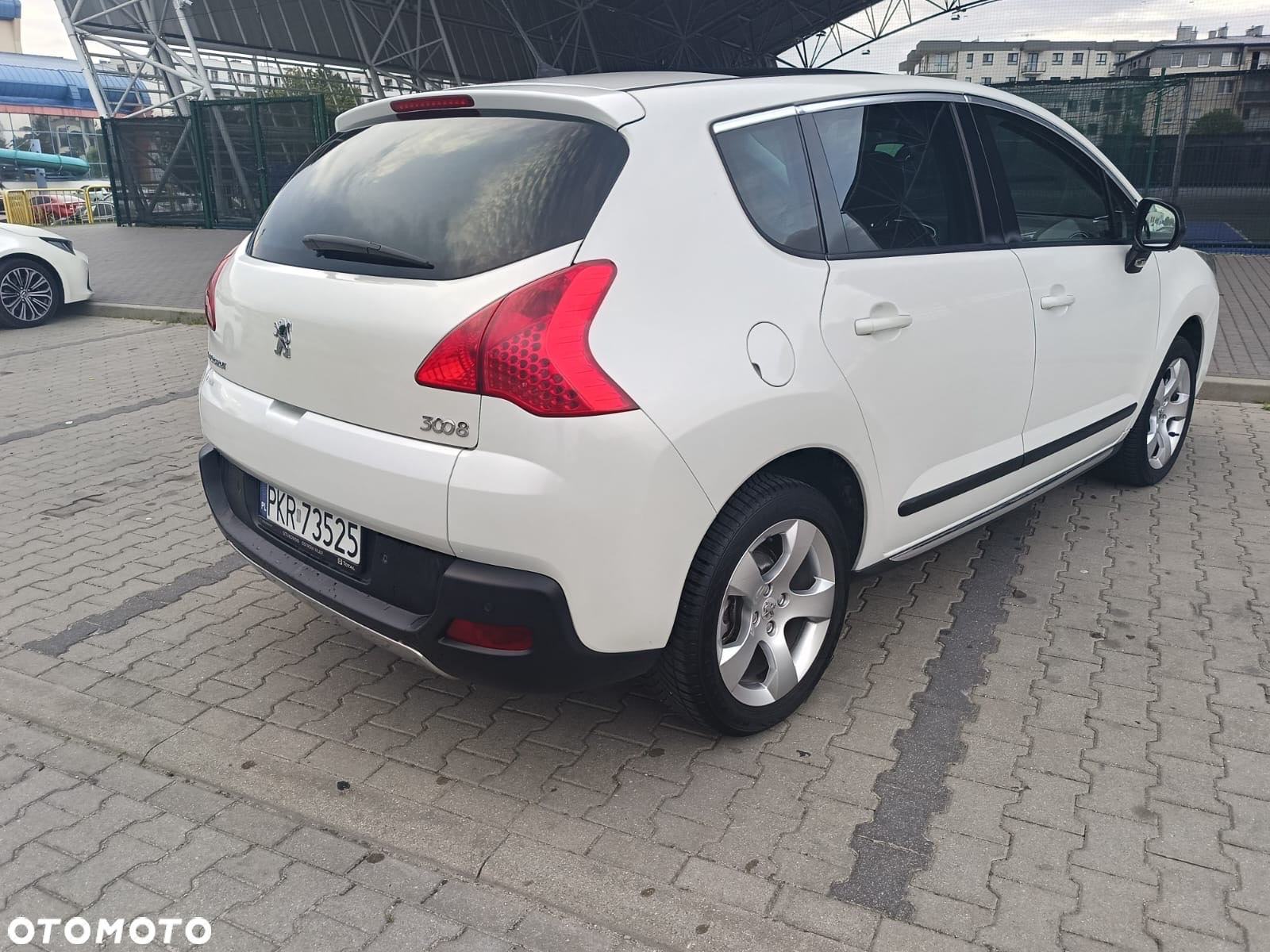 Peugeot 3008 2.0 HDi Premium+ - 3