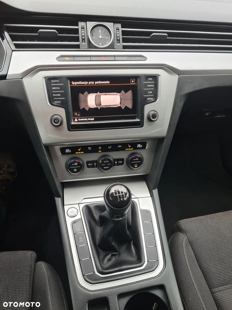 Volkswagen Passat 1.4 TSI BMT ACT Comfortline - 25