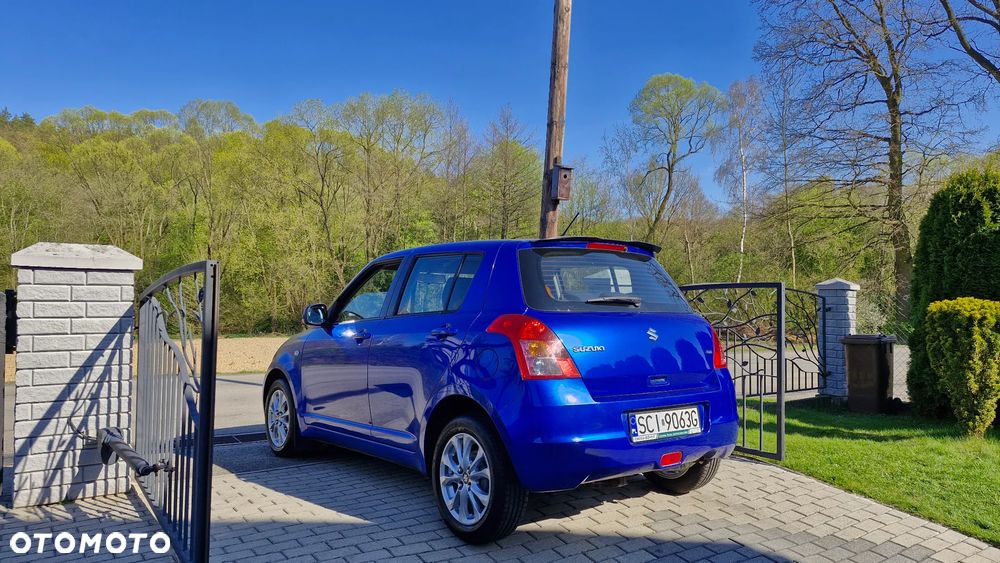 Suzuki Swift 1.3 GS / Premium 4WD - 5