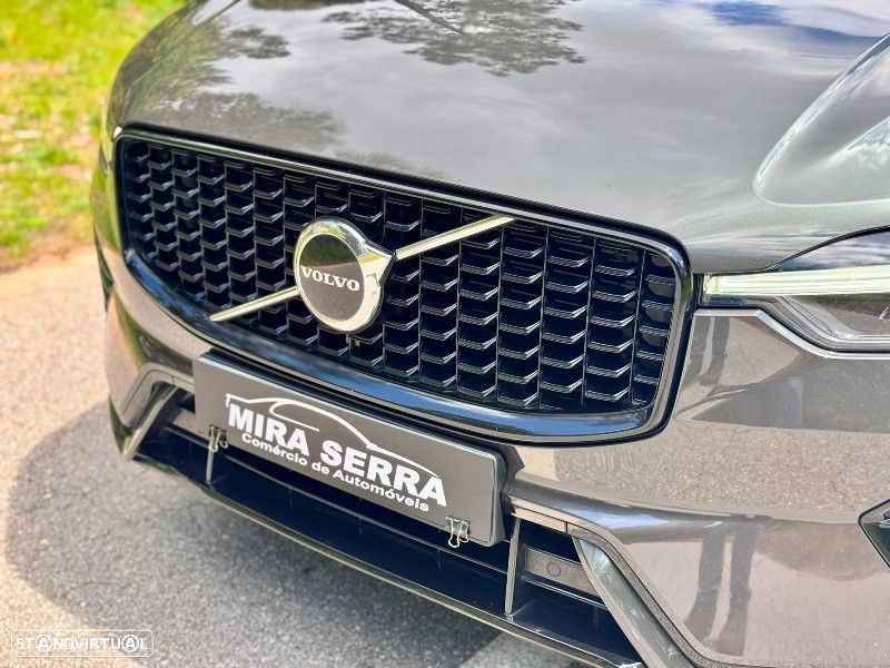 Volvo XC 60 2.0 T8 PHEV R-Design AWD - 47