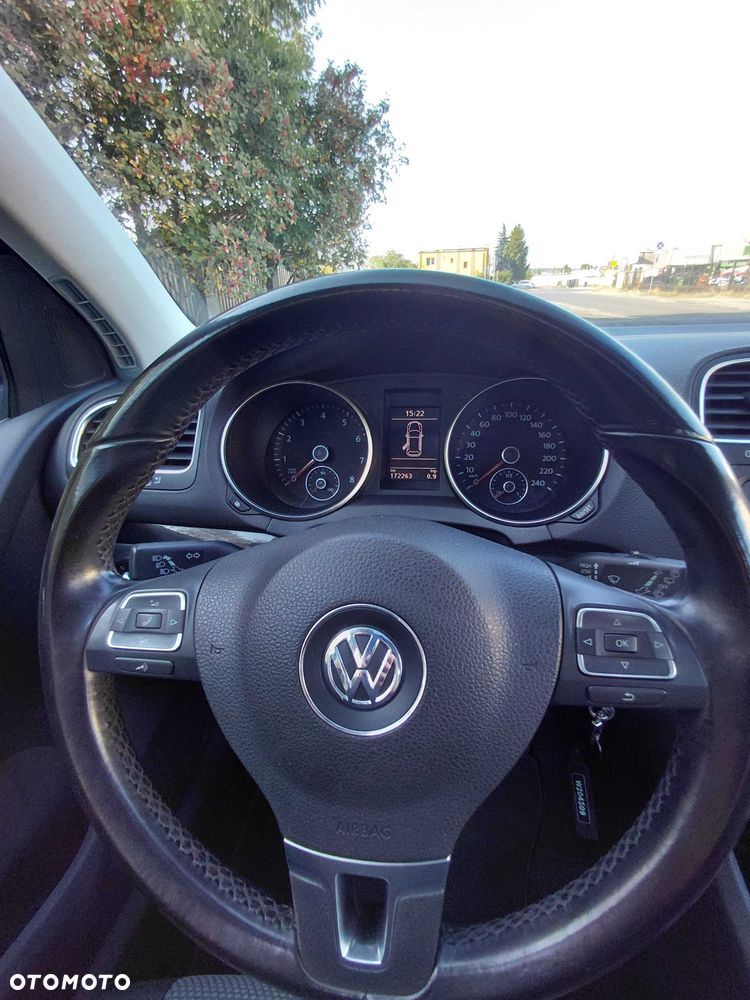 Volkswagen Golf - 12