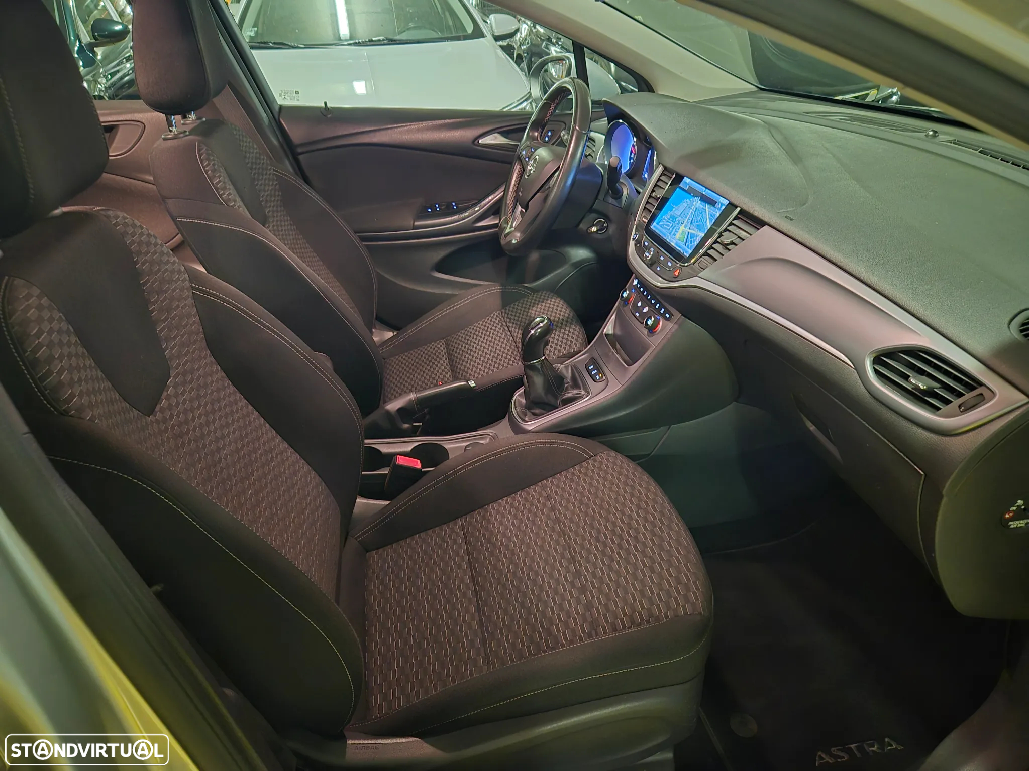 Opel Astra Sports Tourer 1.6 CDTI Dynamic S/S - 16