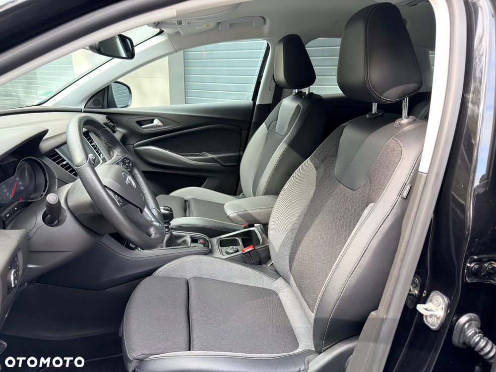 Opel Grandland X 1.2 Start/Stop Business INNOVATION - 23