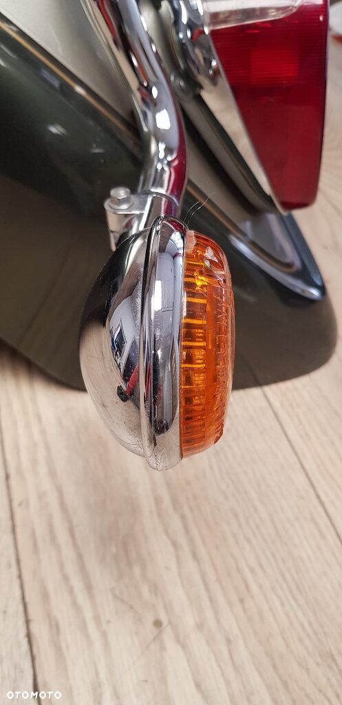 Błotnik lampa listwa kierunkowskazy XVS1100 Drag Star Classic - 3